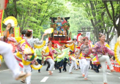 杜の都の歴史と伝統を伝える仙台・青葉まつりを未来へつなぐ