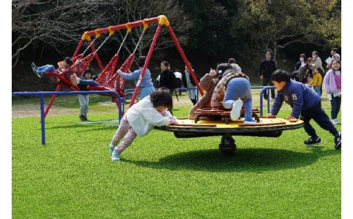 4.市民みんなで「子育てしやすいまち」づくり